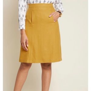 ModCloth Mustard Yellow Wool Skirt 🍁